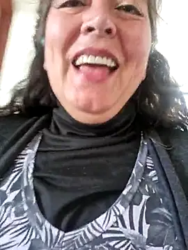 Snapshot of emma_tour chatting on 02-13-25, 04:39 emma tour online show from 02-13-25, 04:39