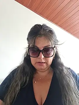 Snapshot of emma_tour chatting on 03-03-25, 03:20 emma tour online show from 03-03-25, 03:20