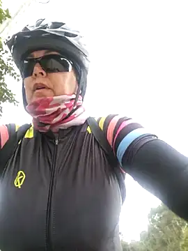 Snapshot of emma_tour chatting on 03-11-25, 02:51 emma tour online show from 03-11-25, 02:51