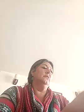 Snapshot of emma_tour chatting on 09-23-25, 09:18 emma tour online show from 09-23-25, 09:18