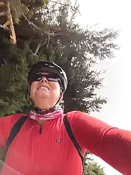 Snapshot of emma_tour chatting on 09-25-25, 03:16 emma tour online show from 09-25-25, 03:16