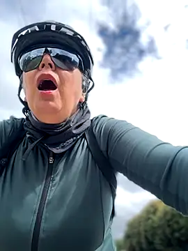 emma tour online show from 11-14-25, 02:38