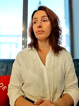 EvaXOAir online show from 11-07-25, 06:02