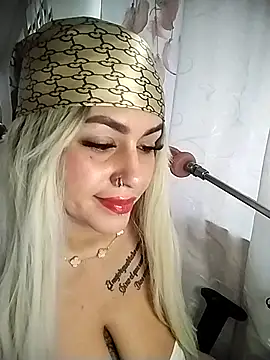 chelaqueen  online show from 02-27-26, 08:42