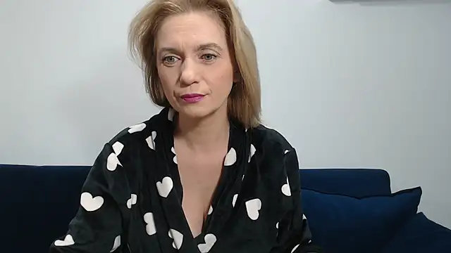 MysticCreature online show from 01-11-25, 05:20