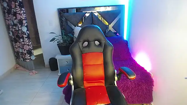 Salo hot04 online show from 01-21-25, 12:57