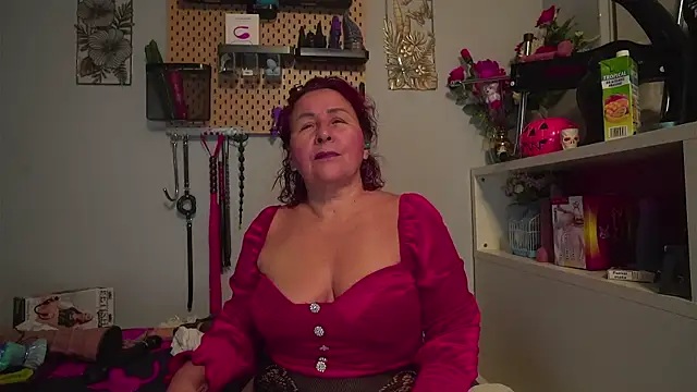 barbarah  online show from 11-22-25, 10:25