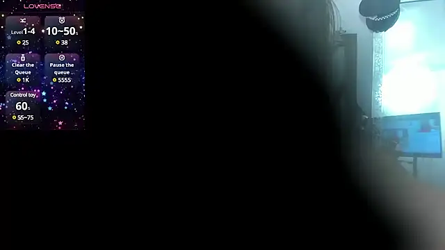 Snapshot of matureluna chatting on 01-18-25, 06:10 matureluna online show from 01-18-25, 06:10