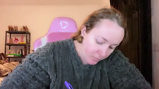 Snapshot of kisicaxx chatting on 03-01-26, 06:43 kisicaxx online show from 03-01-26, 06:43