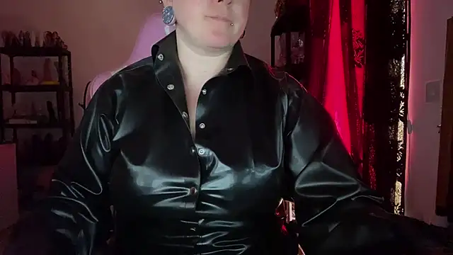 kisicaxx online show from 07-14-26, 10:21