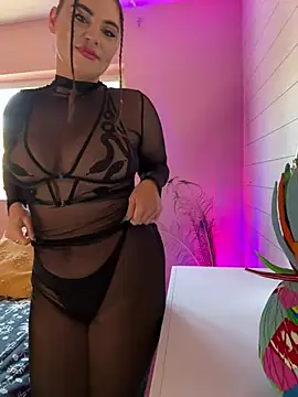 Snapshot of lovely_beast chatting on 03-21-25, 04:18 lovely beast online show from 03-21-25, 04:18