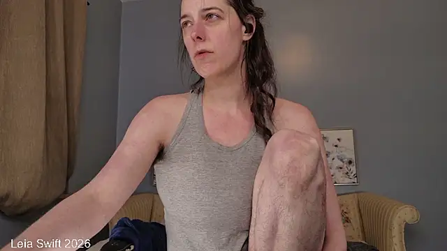 Snapshot of LeiaSwift chatting on 02-05-26, 10:25 LeiaSwift online show from 02-05-26, 10:25