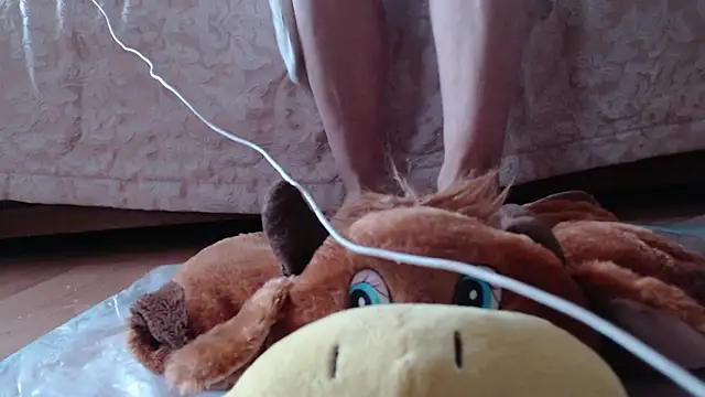 larawet online show from 12-20-24, 07:55