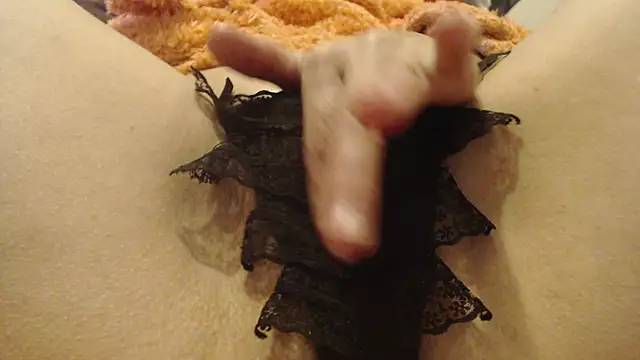 larawet online show from 12-31-24, 01:19