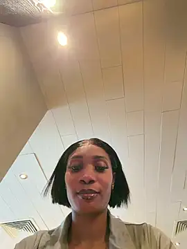   Nessa   online show from 04-24-26, 12:07