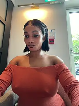 Snapshot of __Nessa__ chatting on 05-29-26, 11:41 Nessa online show from 05-29-26, 11:41