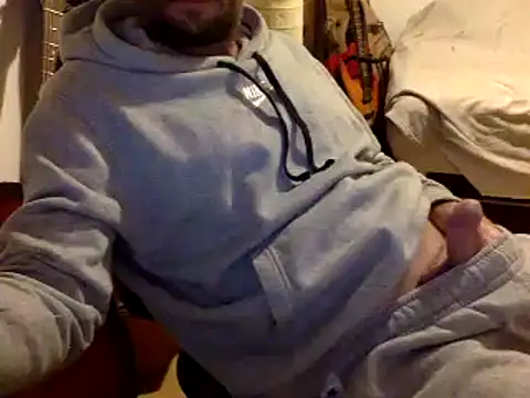 Snapshot of BADGUY2021 chatting on 12-18-24, 06:57 BADGUY2021 online show from 12-18-24, 06:57