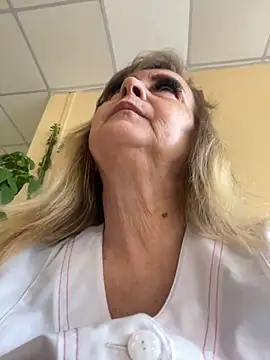 Irina2909xh online show from 09-18-25, 09:00