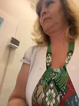 Irina2909xh online show from 09-22-25, 10:50