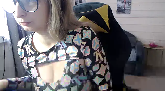 RubiLakros online show from 02-07-25, 09:58