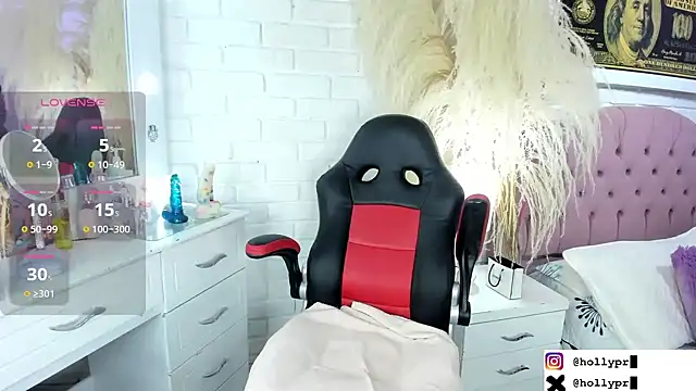 Snapshot of hollyprincess_2 chatting on 02-16-25, 01:14 hollyprincess 2 online show from 02-16-25, 01:14