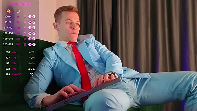 S3Xyes online show from 02-18-25, 03:10