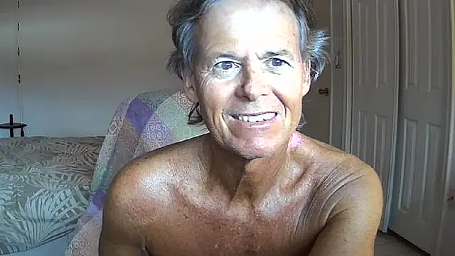 nakeedcowboi65 online show from 05-13-26, 08:27