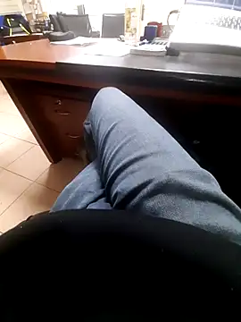 Snapshot of kayahan4 chatting on 12-01-25, 03:39 kayahan4 online show from 12-01-25, 03:39