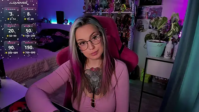 ChloeKohaku online show from 02-17-25, 07:04