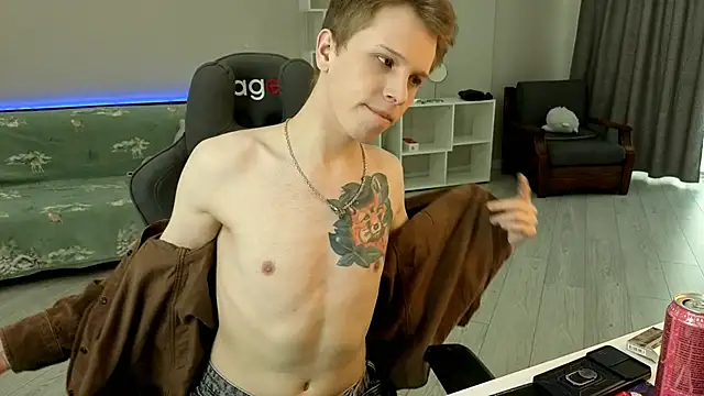 Snapshot of arlekincrop chatting on 11-22-25, 05:06 arlekincrop online show from 11-22-25, 05:06