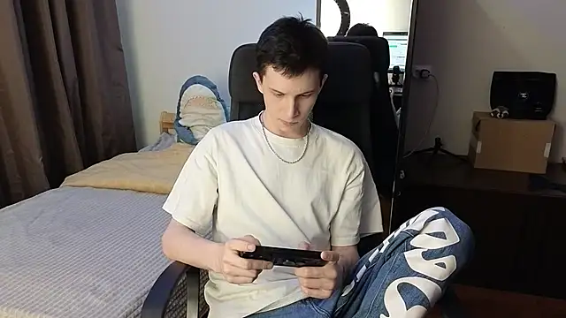 arlekincrop online show from 03-16-26, 09:41