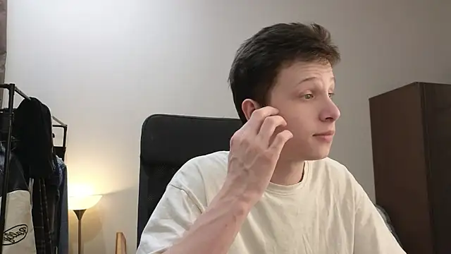 arlekincrop online show from 04-20-26, 06:53