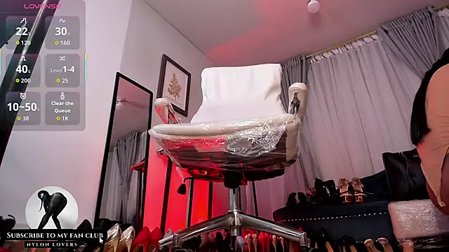 Ashley leon  online show from 10-06-25, 02:14