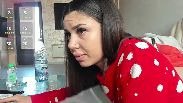 Snapshot of AmiraRosse chatting on 03-10-25, 07:53 AmiraRosse online show from 03-10-25, 07:53