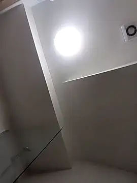 maciej online show from 03-23-25, 05:21