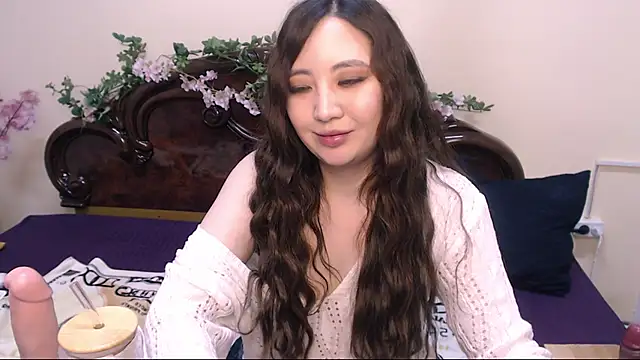 katydoll  online show from 03-08-25, 05:22