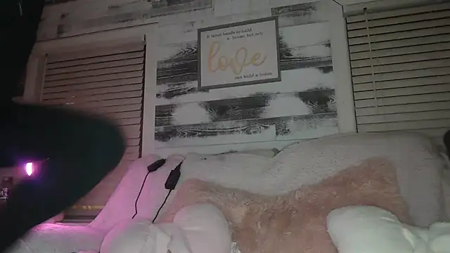 AshleyRain online show from 12-22-24, 09:11