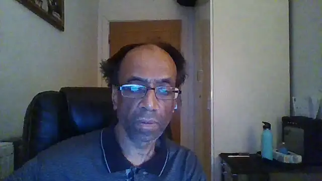 rauncher1 online show from 12-15-25, 04:44