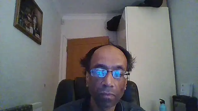 rauncher1 online show from 12-18-25, 09:59