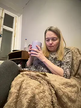 Susanel online show from 01-05-25, 03:13