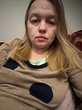 Susanel online show from 02-21-25, 07:43