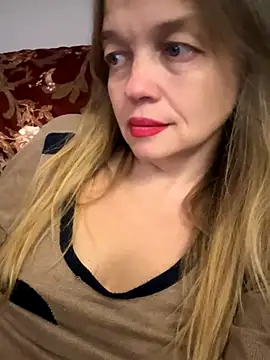 Susanel online show from 09-17-25, 08:32