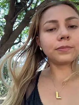 Snapshot of Brittanyrosexx chatting on 01-28-25, 08:04 Brittanyrosexx online show from 01-28-25, 08:04