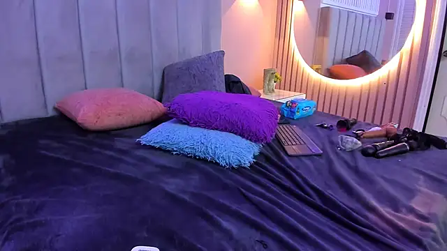 chantall1375 online show from 02-08-25, 01:54