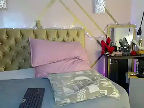 dove mature online show from 01-15-25, 04:54