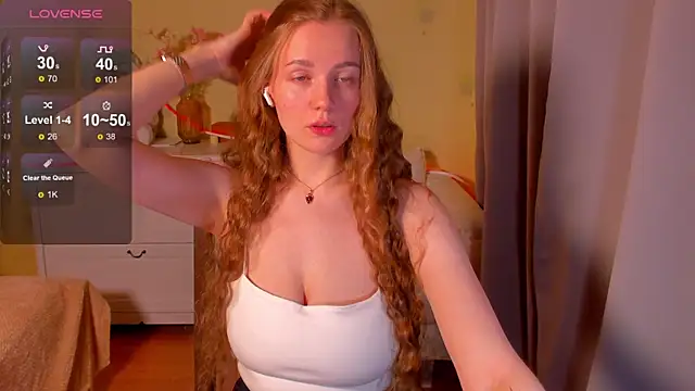 SweetMilkis online show from 04-21-26, 07:50