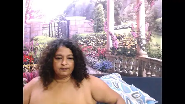 Snapshot of indianstar75 chatting on 02-21-25, 09:00 indianstar75 online show from 02-21-25, 09:00