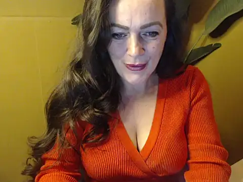 cloe85nl online show from 12-28-24, 10:47