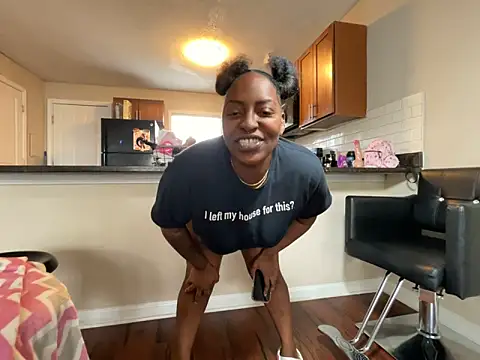 Snapshot of ChocolateTingz chatting on 03-09-26, 06:01 ChocolateTingz online show from 03-09-26, 06:01