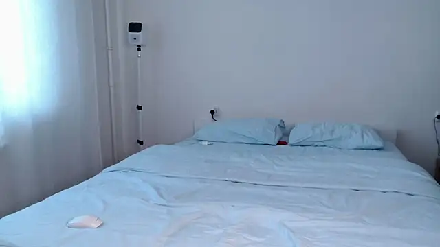 Milky   Way online show from 02-28-25, 01:03